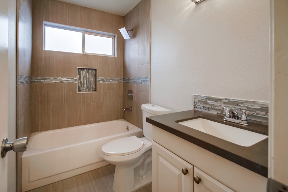 Virtual tour photo 24 of 31 for 4503 Hamilton St #12