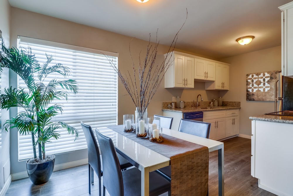 Virtual tour photo 12 of 29 for 4503 Hamilton St #8
