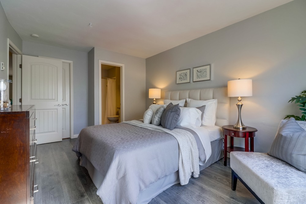 Virtual tour photo 22 of 29 for 4503 Hamilton St #8