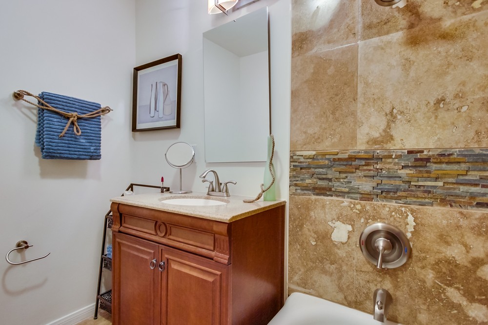 Virtual tour photo 29 of 36 for 4504 51st Street