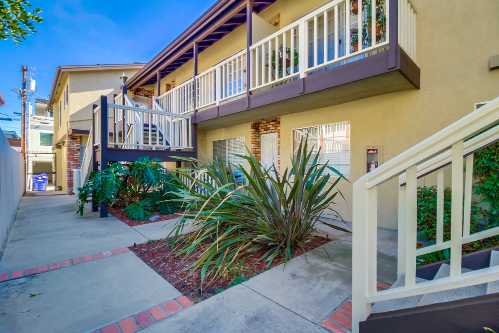 Virtual tour photo 6 of 24 for 4509 Idaho St #7