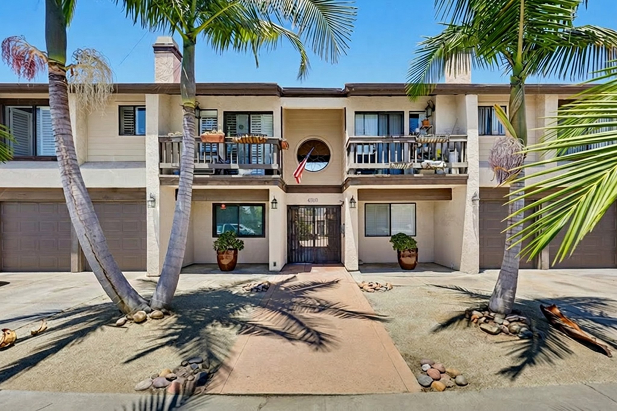 Virtual tour photo 1 of 32 for 4510 34th St 12
