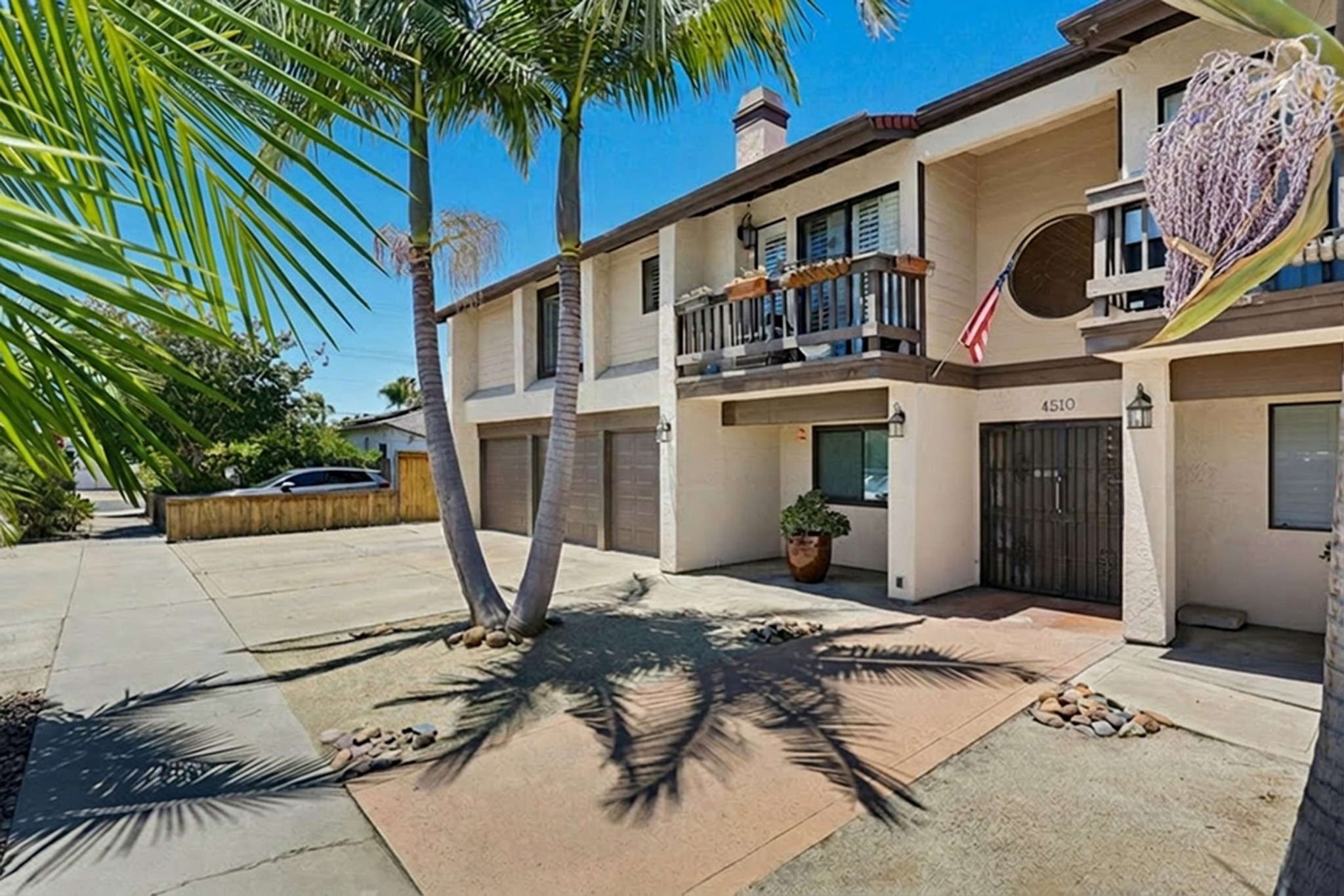 Virtual tour photo 3 of 32 for 4510 34th St 12