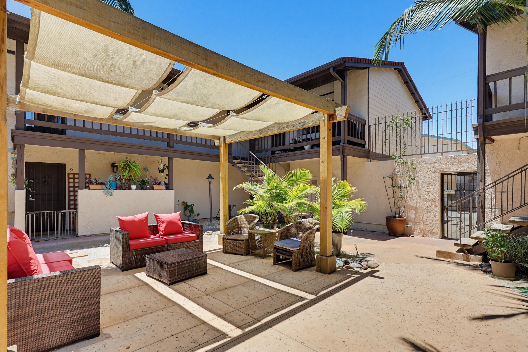 Virtual tour photo 5 of 32 for 4510 34th St 12