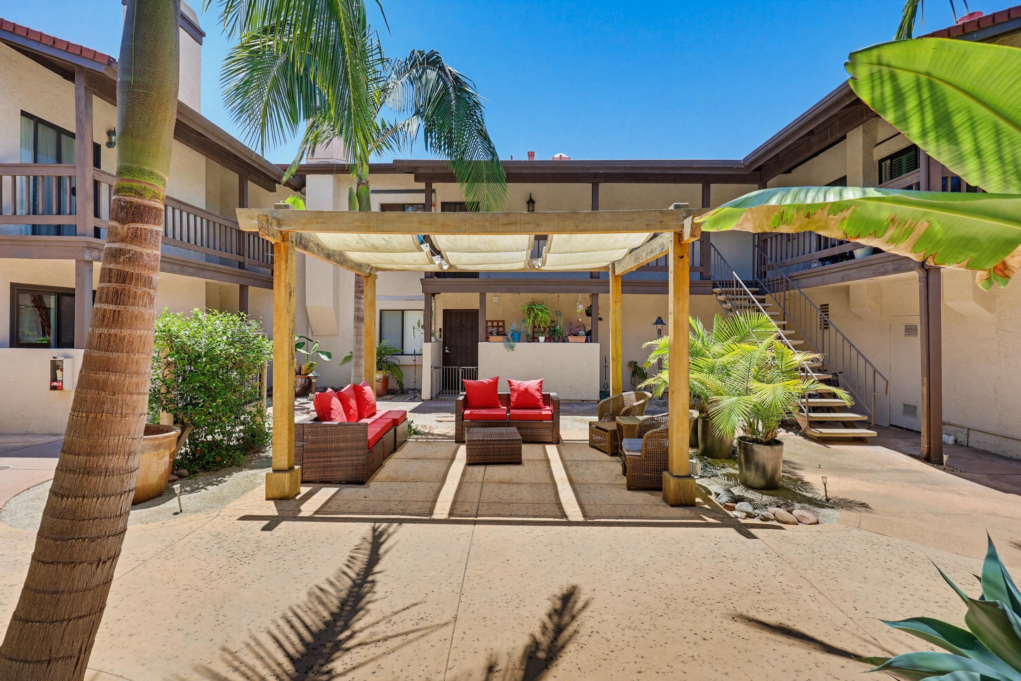 Virtual tour photo 6 of 32 for 4510 34th St 12