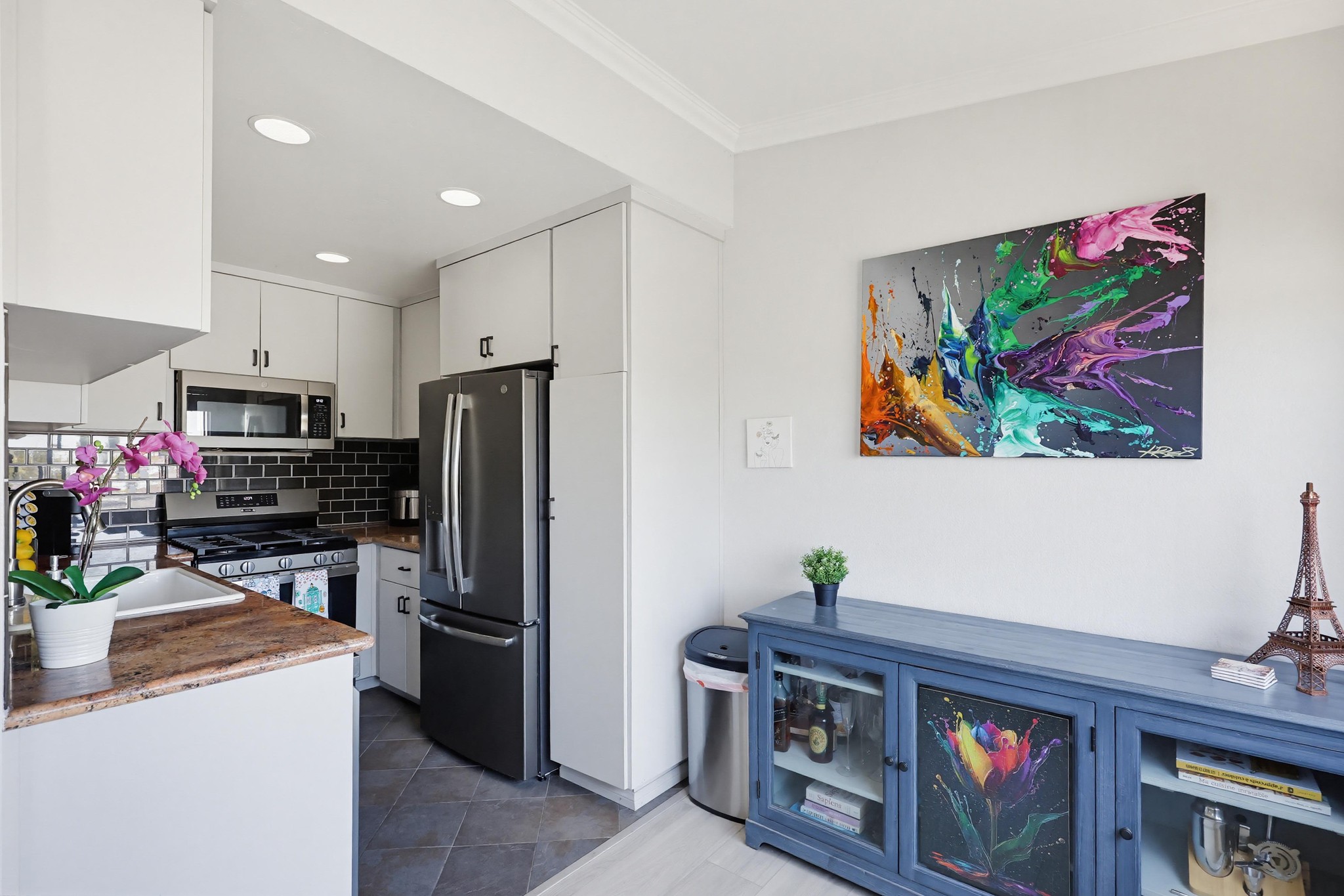 Virtual tour photo 15 of 32 for 4510 34th St 12