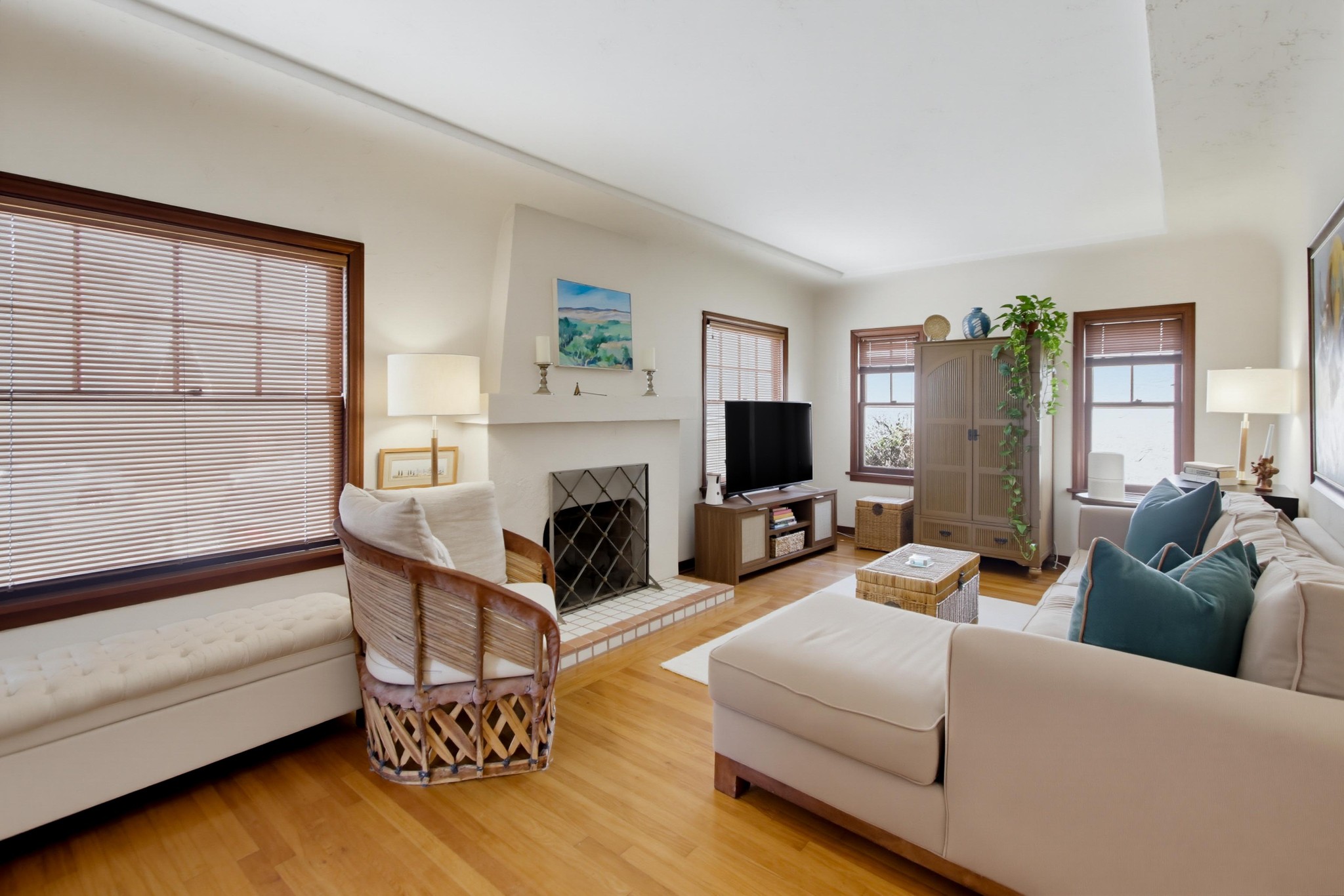 Virtual tour photo 9 of 43 for 4511 Maryland St