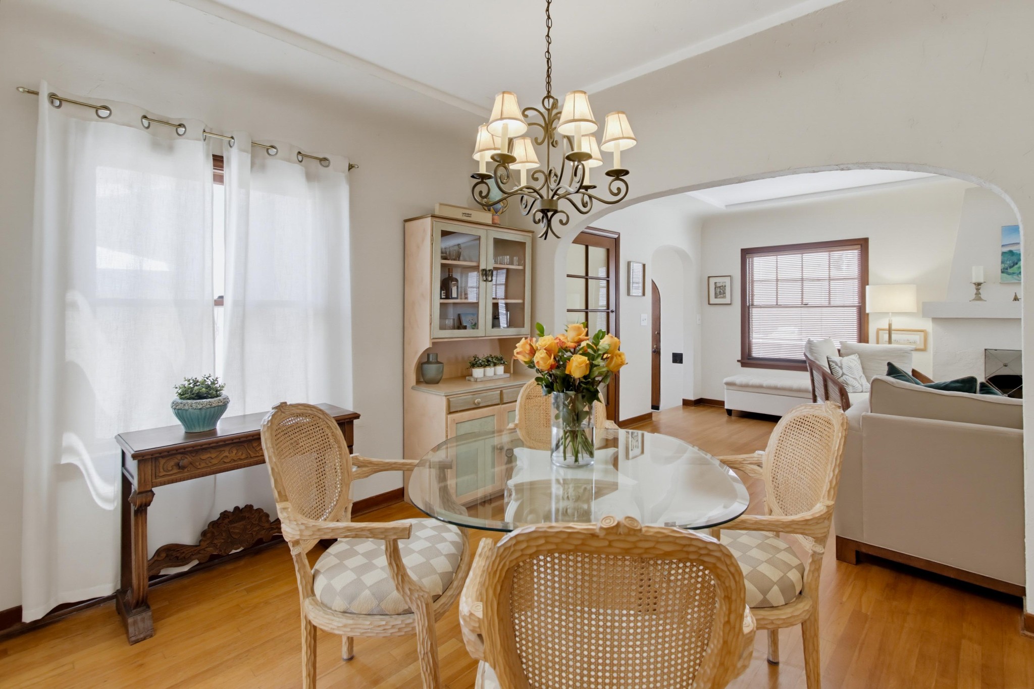 Virtual tour photo 18 of 43 for 4511 Maryland St
