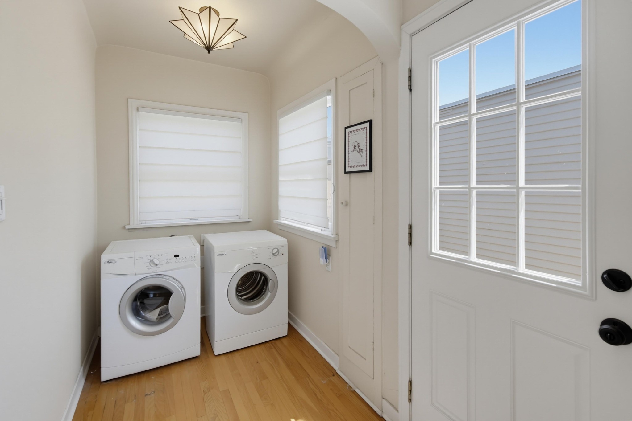 Virtual tour photo 22 of 43 for 4511 Maryland St