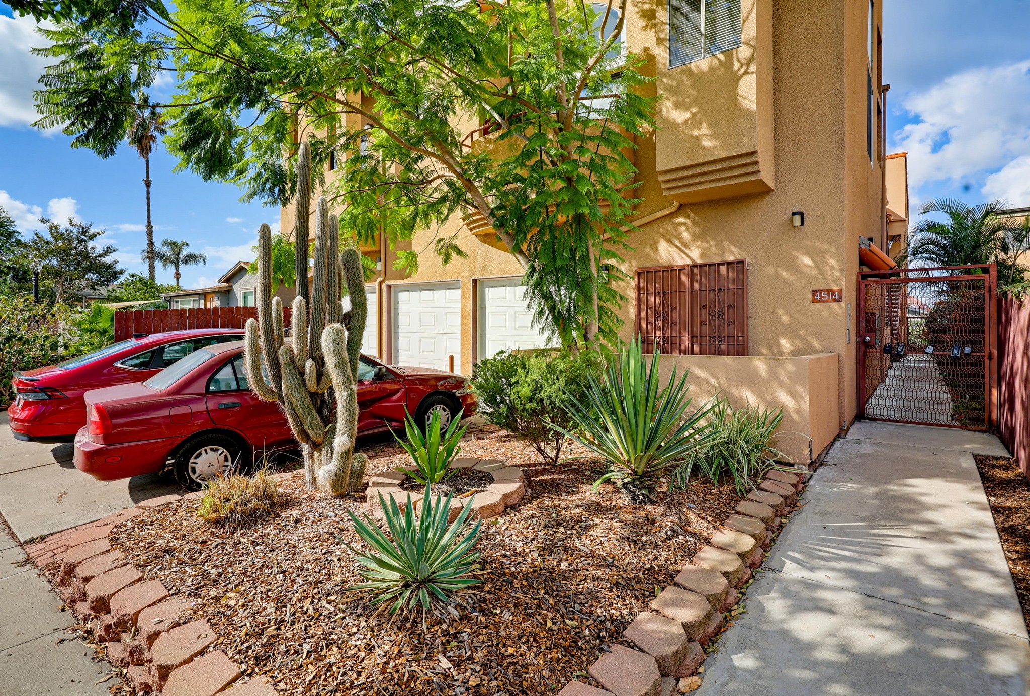 Virtual tour photo 3 of 49 for 4514 51st St #03