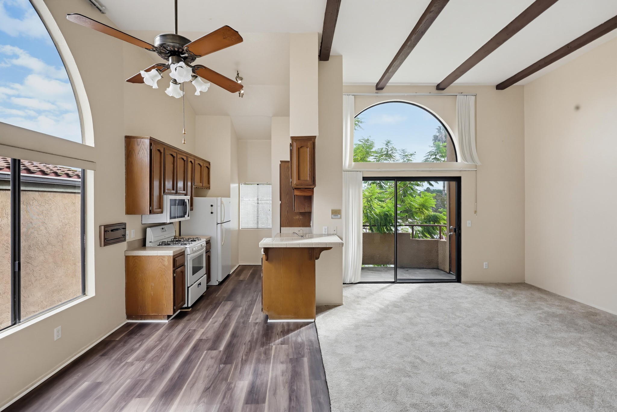 Virtual tour photo 11 of 49 for 4514 51st St #03