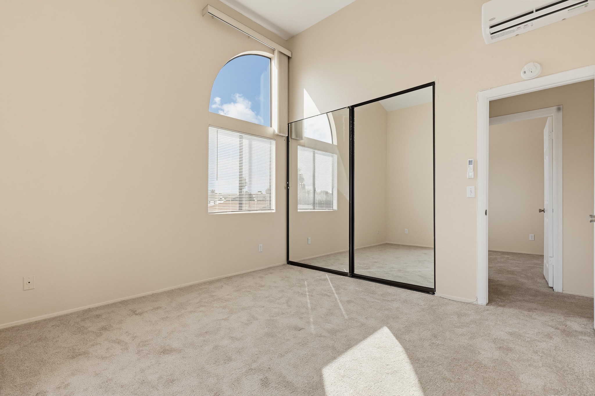 Virtual tour photo 38 of 49 for 4514 51st St #03