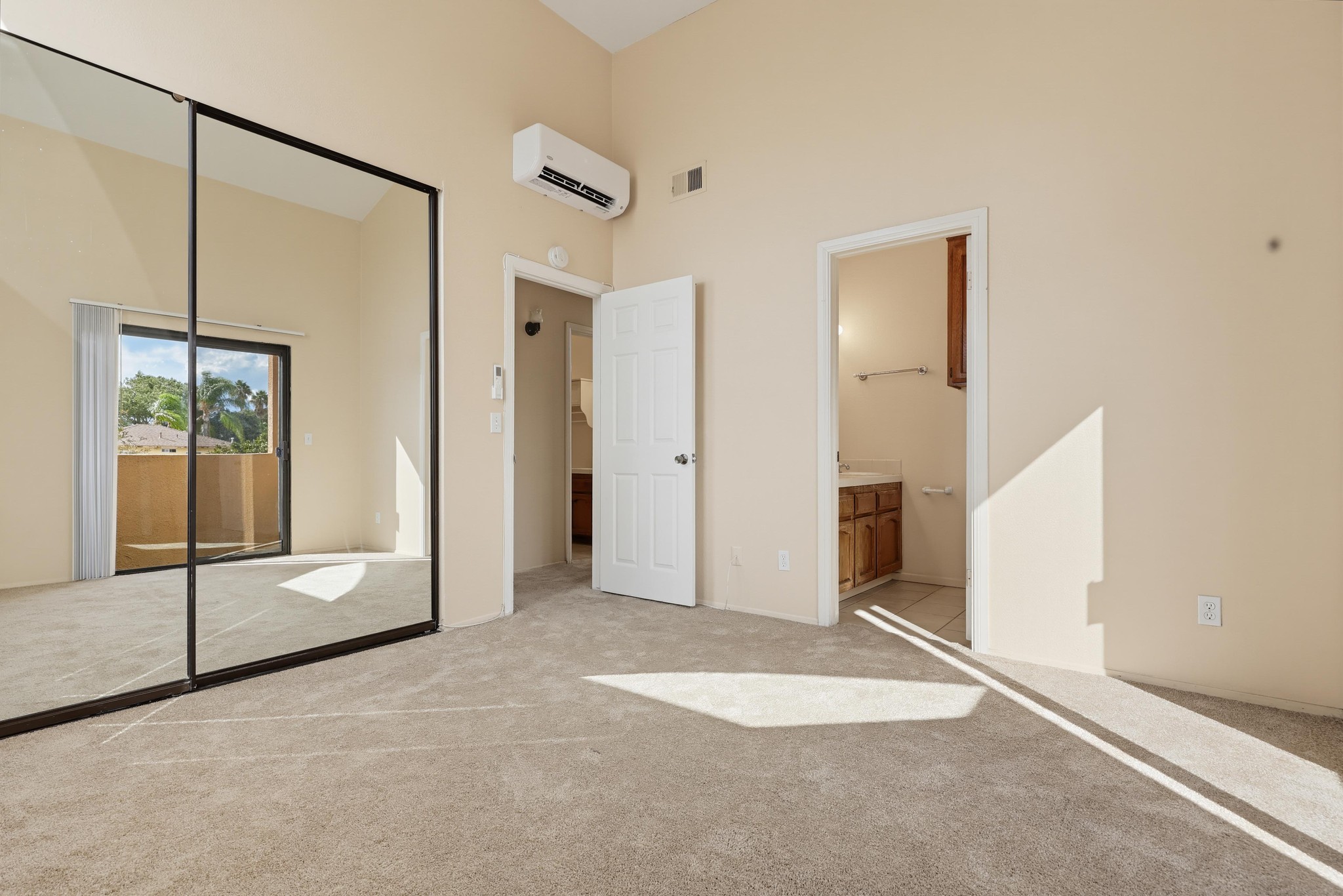 Virtual tour photo 39 of 49 for 4514 51st St #03