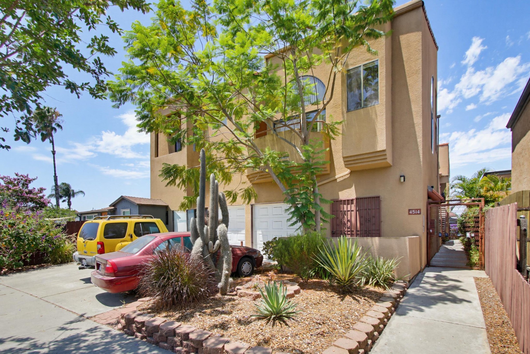 Virtual tour photo 1 of 33 for 4514 51st St #03
