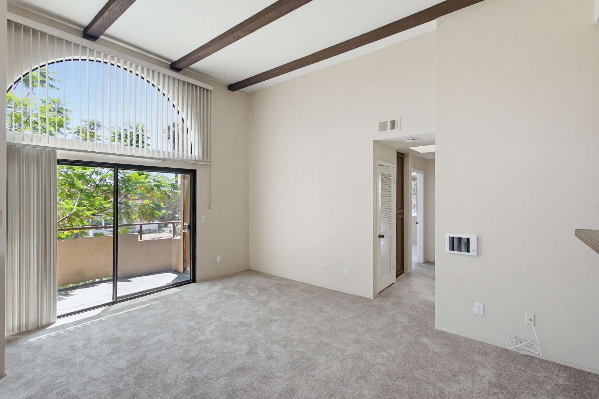 Virtual tour photo 8 of 33 for 4514 51st St #03