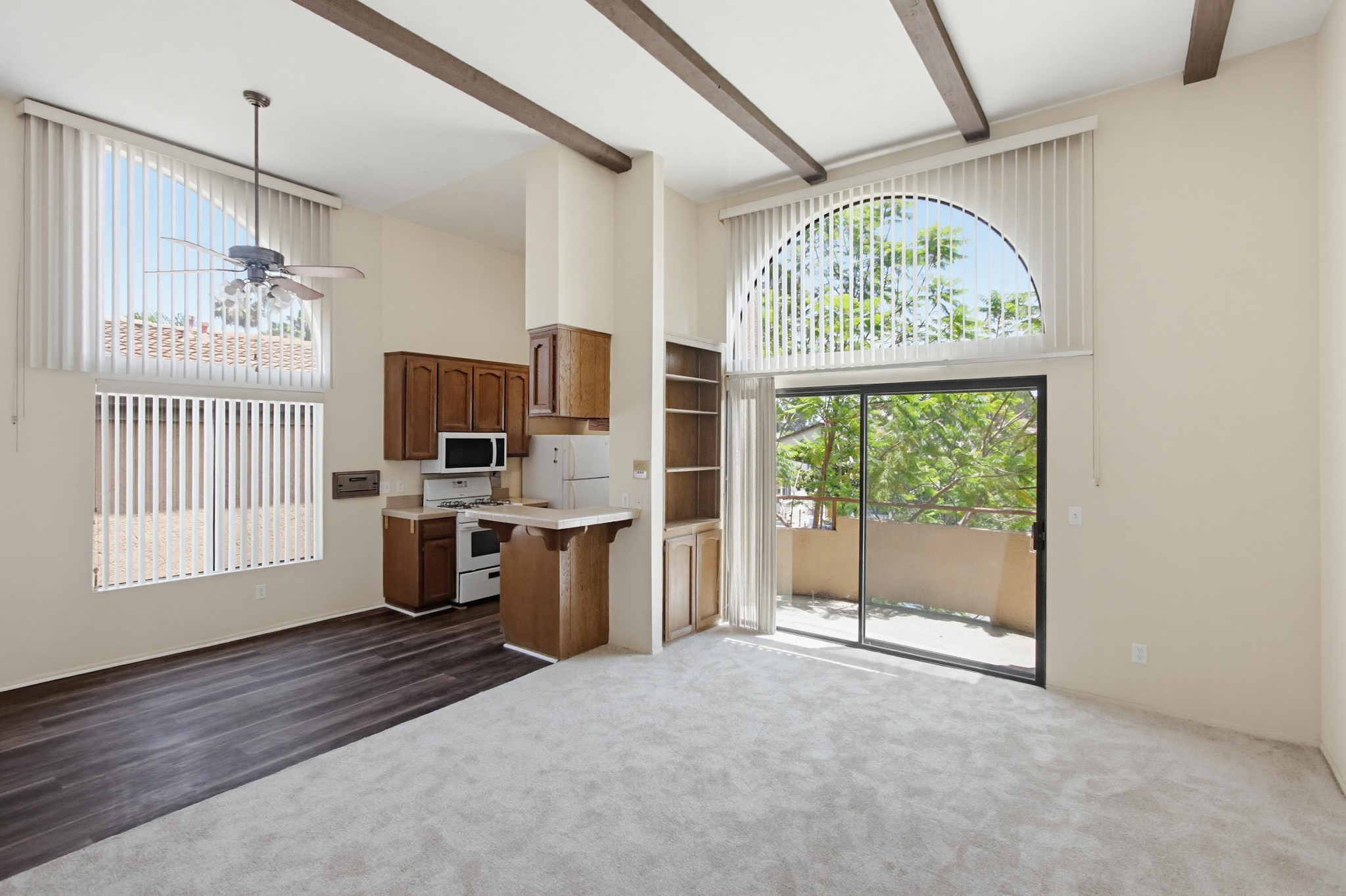 Virtual tour photo 9 of 33 for 4514 51st St #03