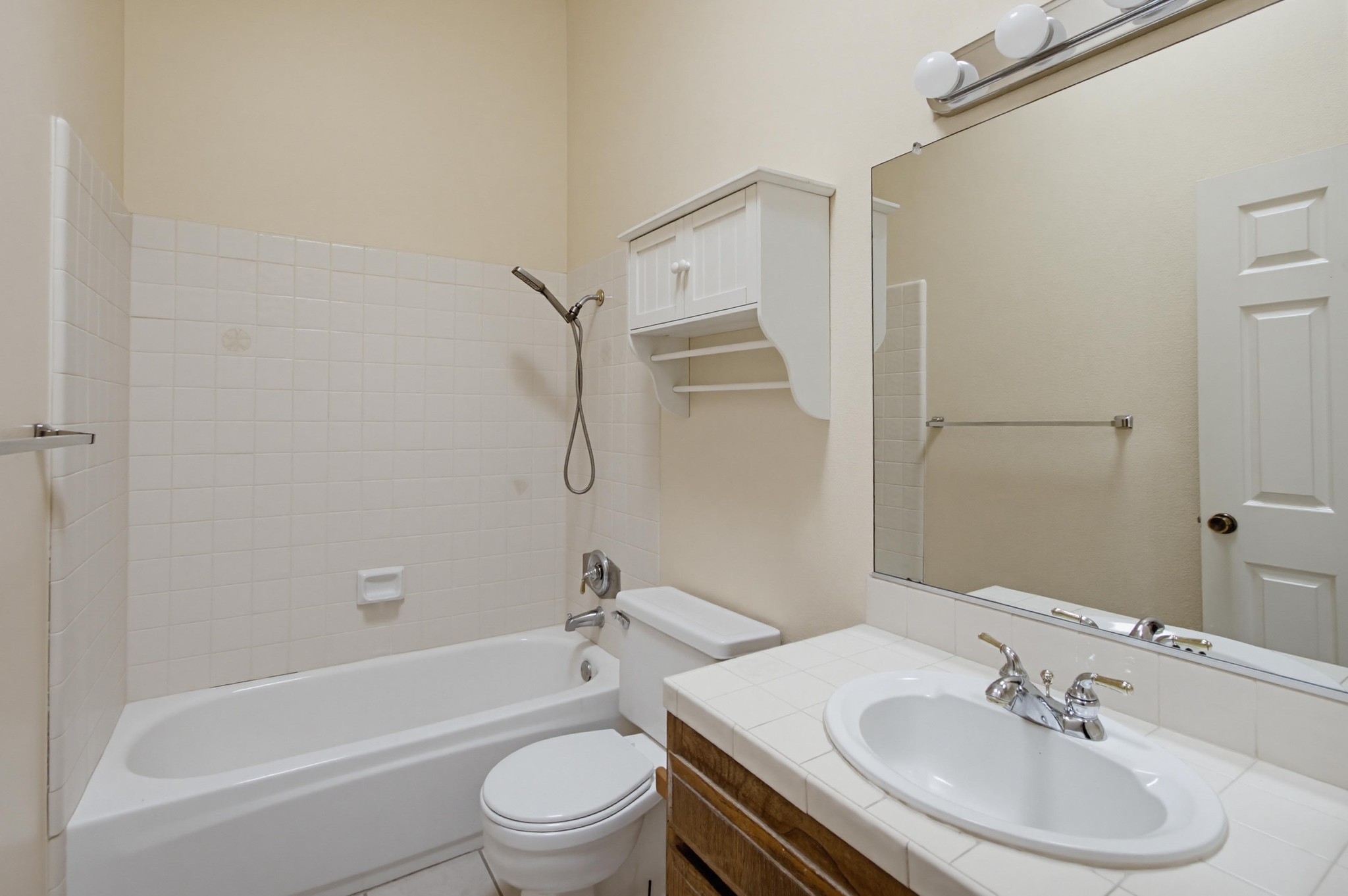 Virtual tour photo 17 of 33 for 4514 51st St #03