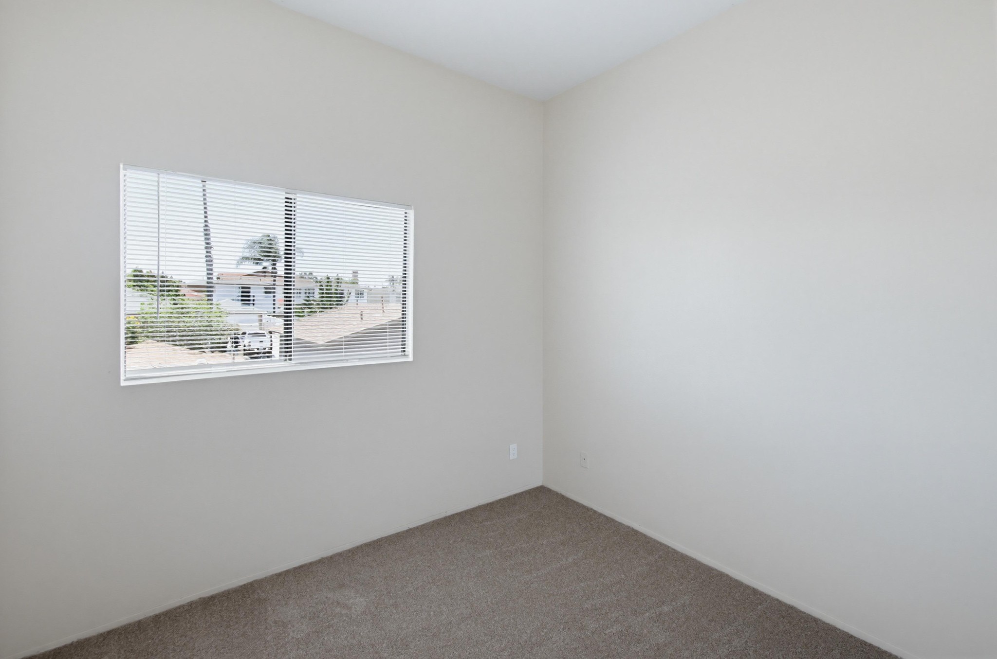 Virtual tour photo 23 of 33 for 4514 51st St #03