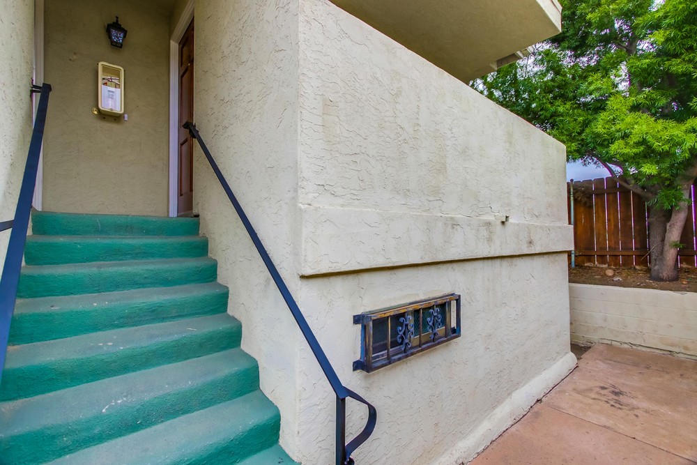 Virtual tour photo 4 of 32 for 4517 College Way Unit I