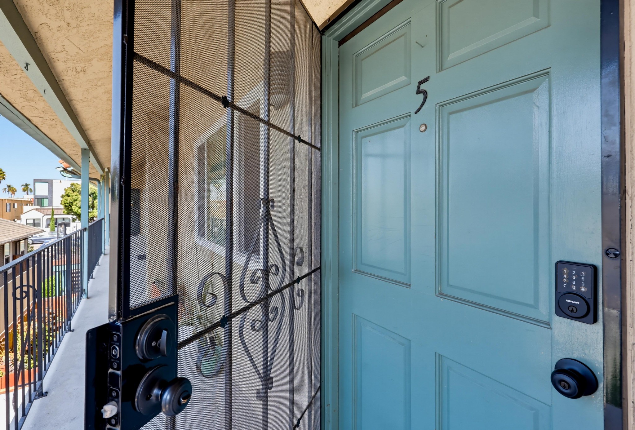 Virtual tour photo 11 of 46 for 4517 Utah St Apt 5