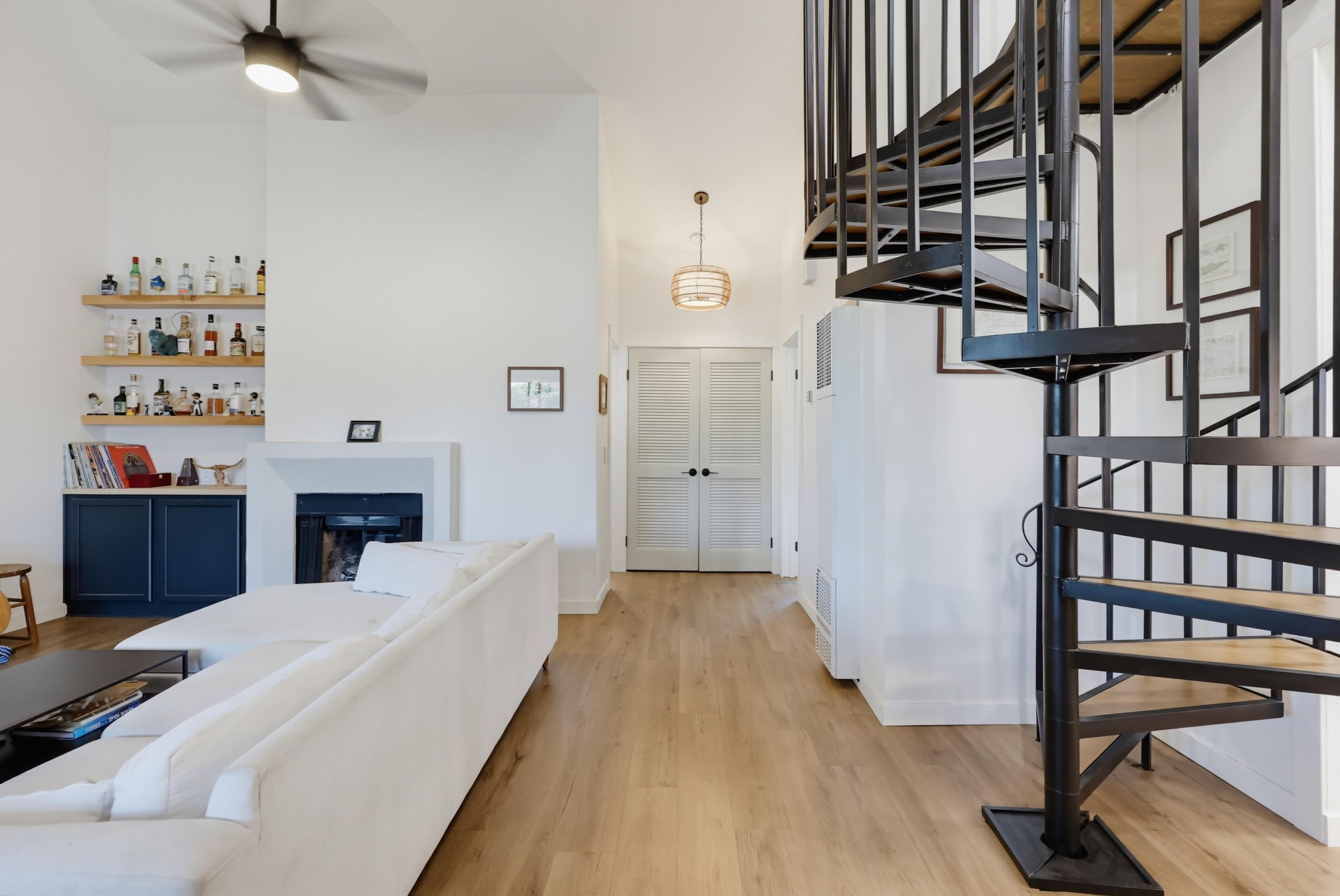 Virtual tour photo 15 of 46 for 4517 Utah St Apt 5