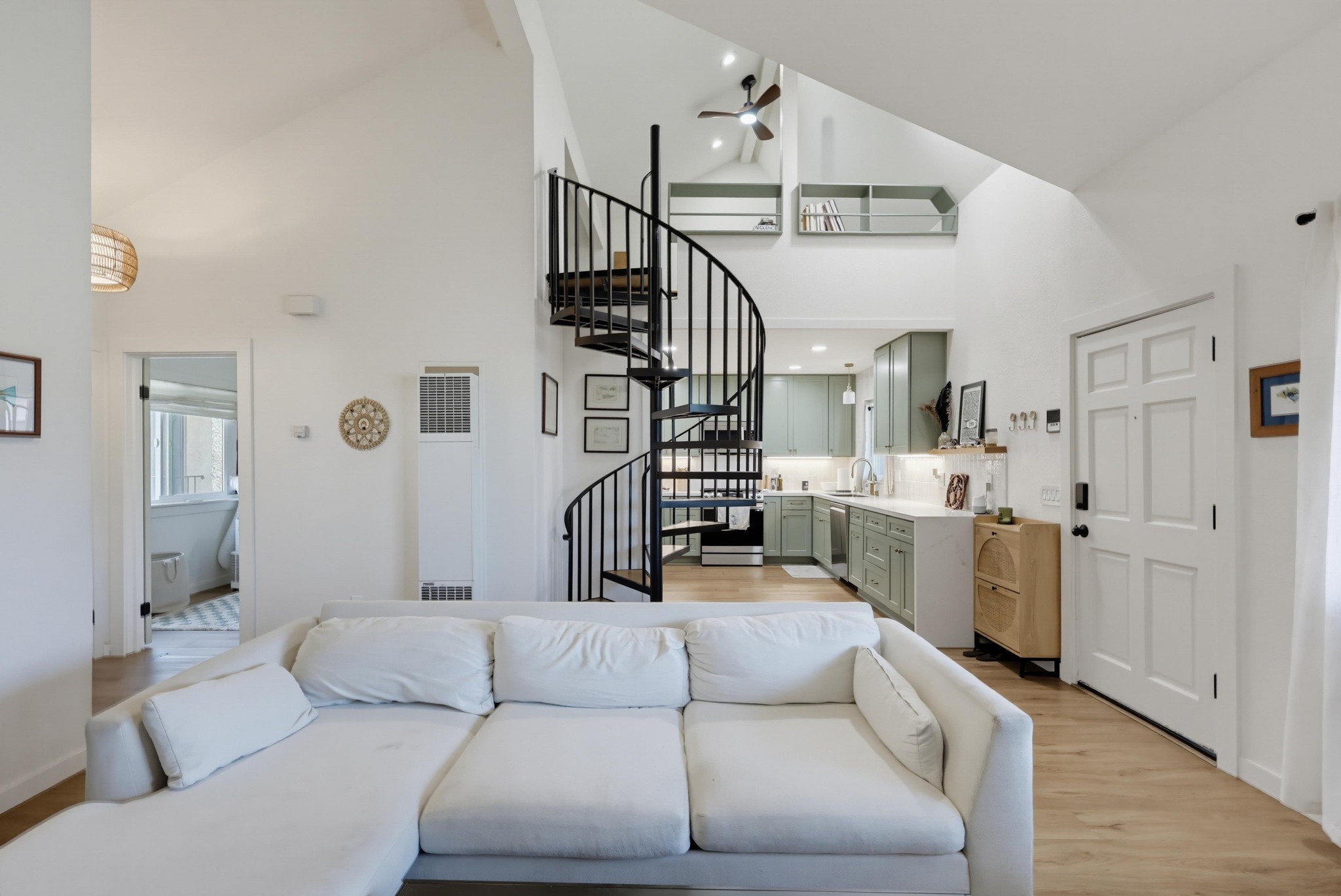 Virtual tour photo 21 of 46 for 4517 Utah St Apt 5