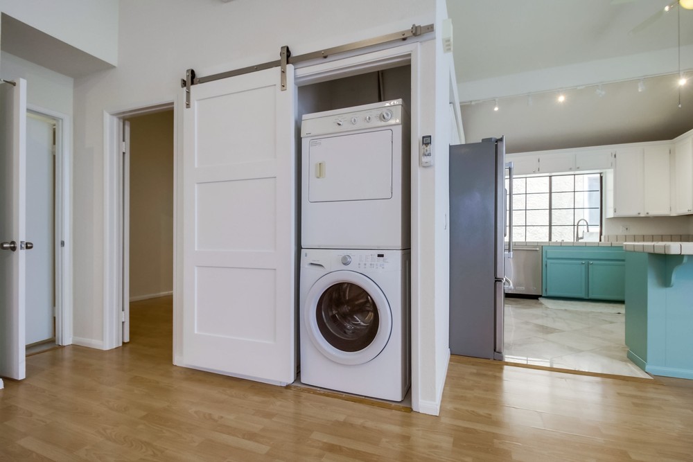 Virtual tour photo 30 of 33 for 4517 Utah St