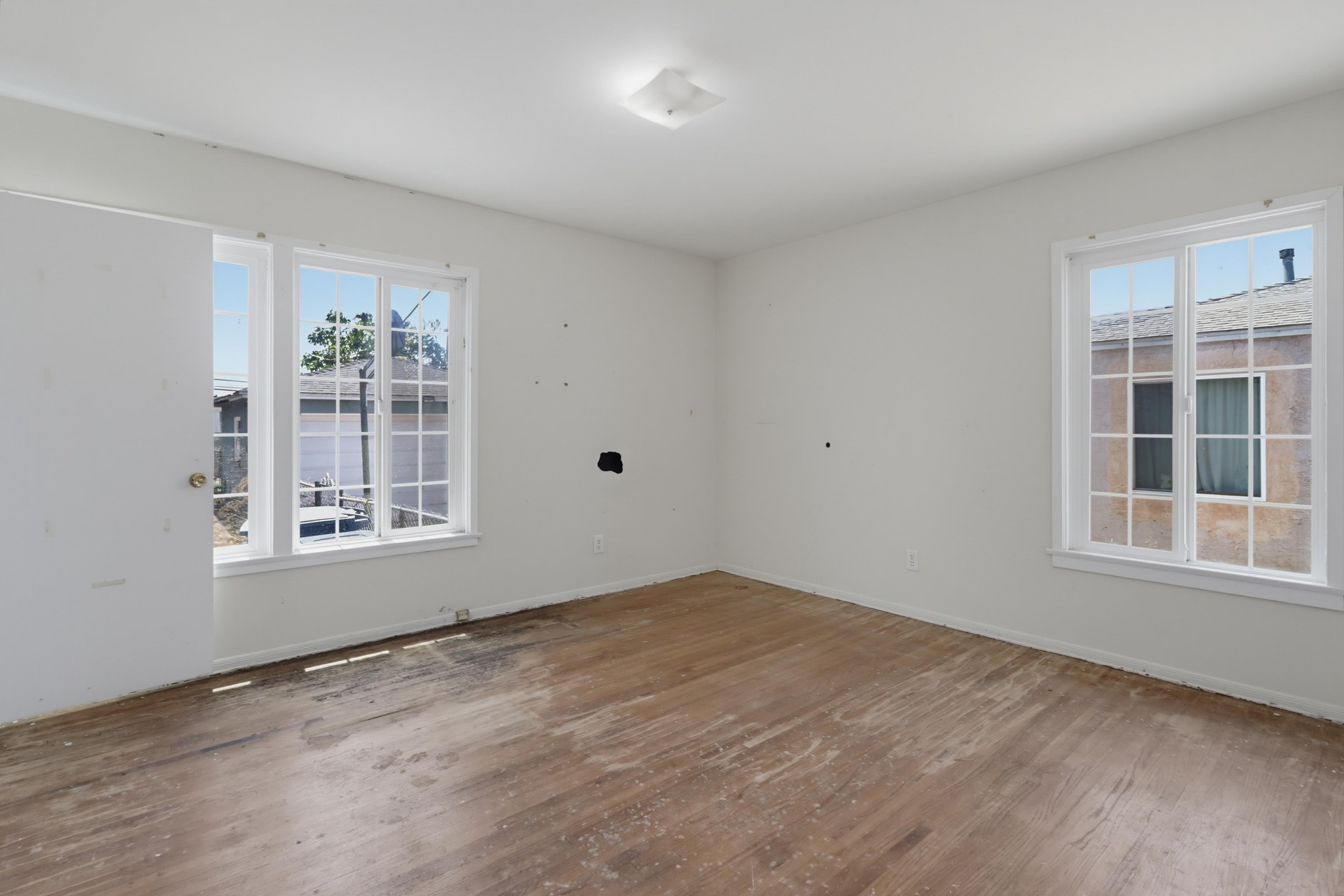Virtual tour photo 23 of 45 for 452 Park Way