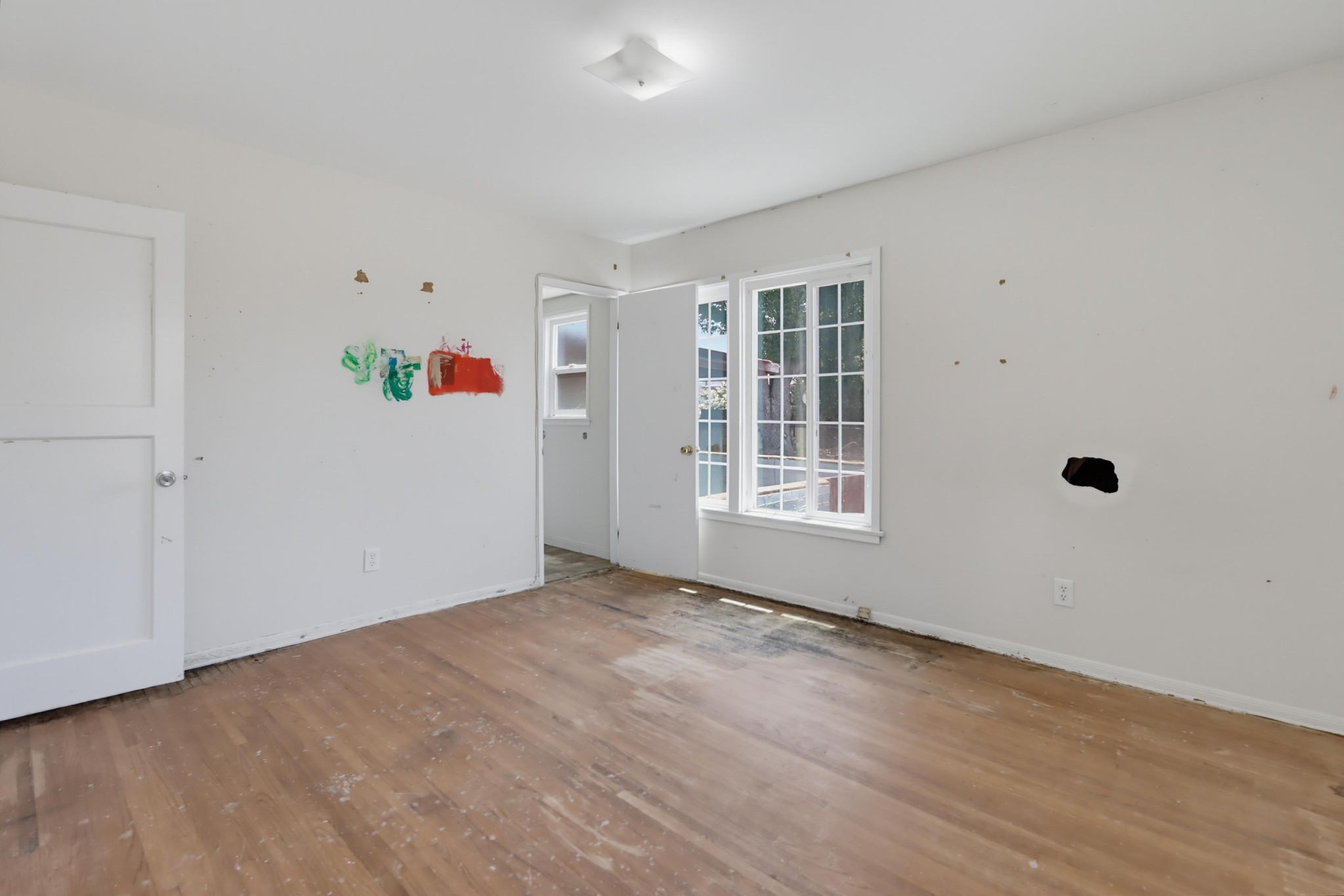Virtual tour photo 24 of 45 for 452 Park Way
