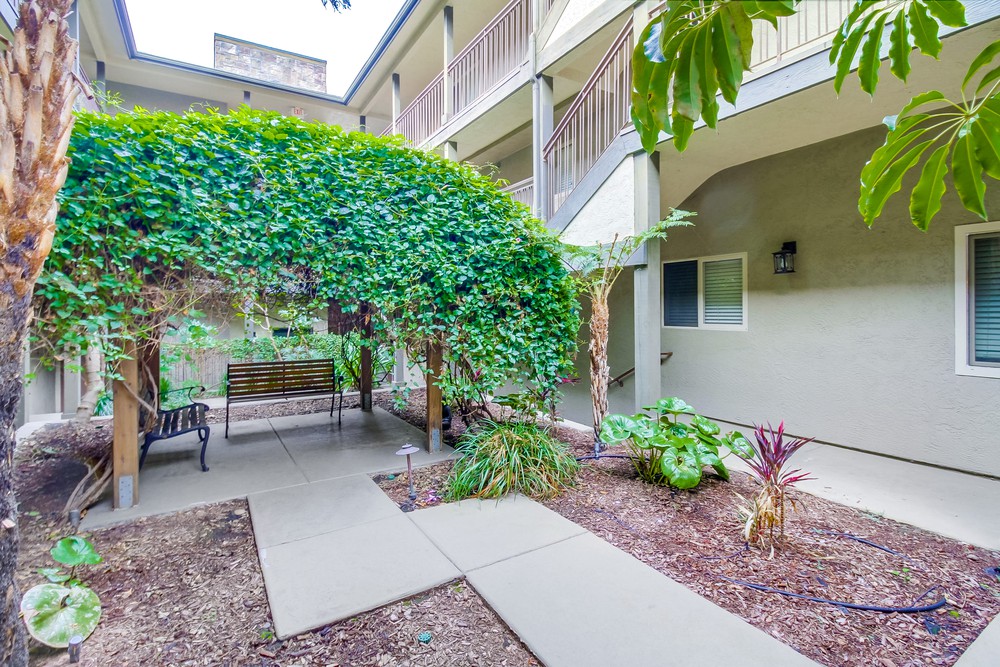 Virtual tour photo 8 of 42 for 4521 55th St UNIT 9