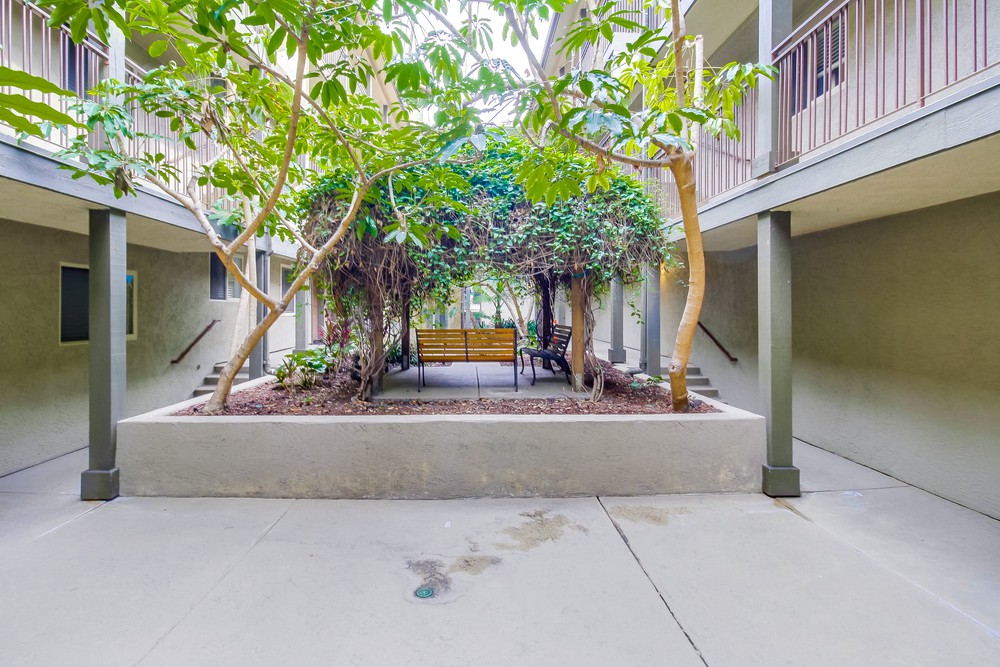Virtual tour photo 9 of 42 for 4521 55th St UNIT 9