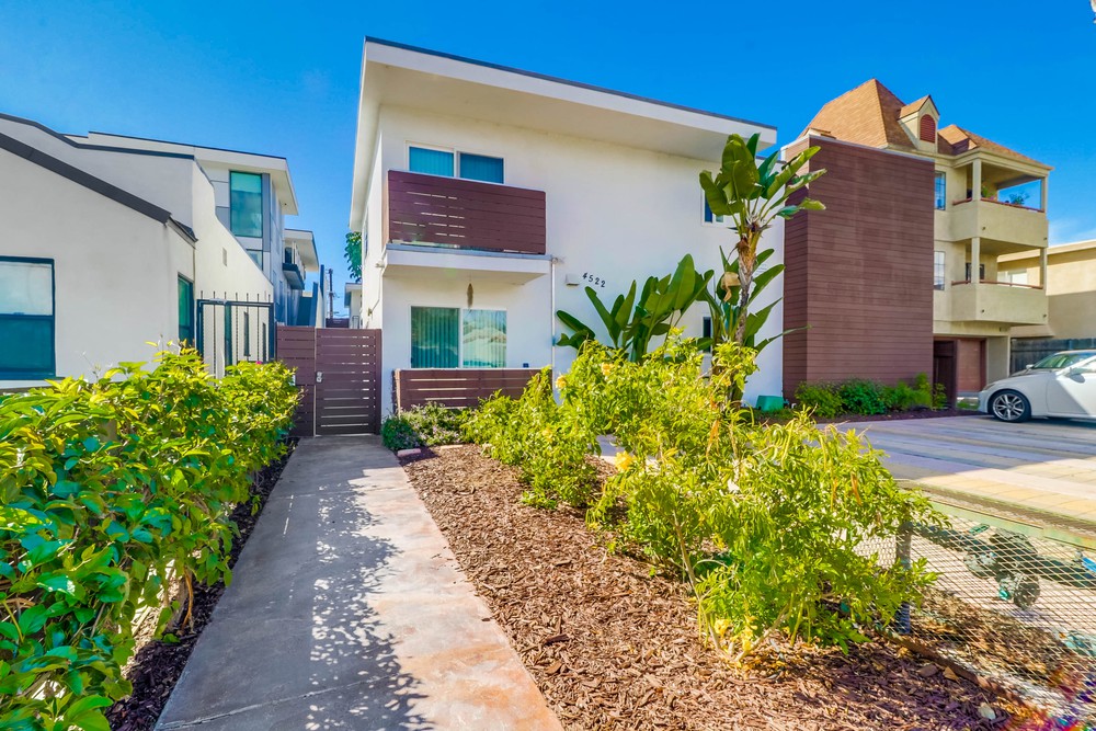 Virtual tour photo 1 of 32 for 4522 Utah St UNIT 4