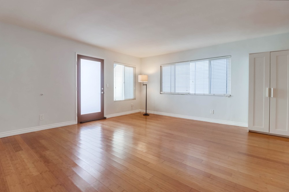 Virtual tour photo 9 of 32 for 4522 Utah St UNIT 4