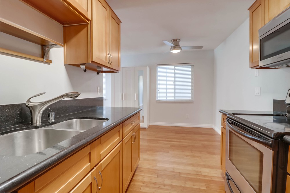 Virtual tour photo 19 of 32 for 4522 Utah St UNIT 4