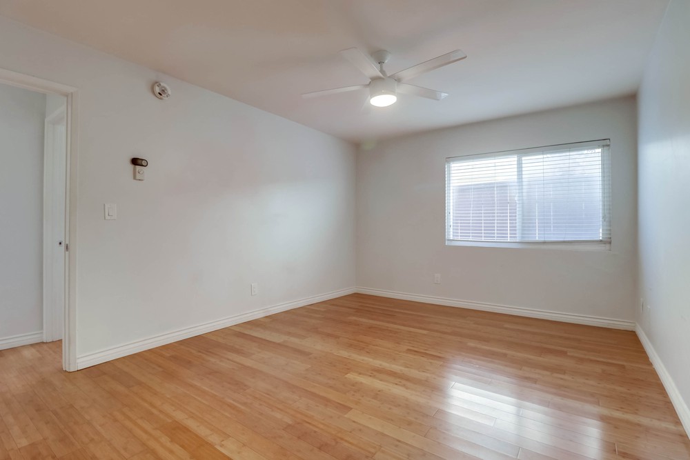 Virtual tour photo 21 of 32 for 4522 Utah St UNIT 4