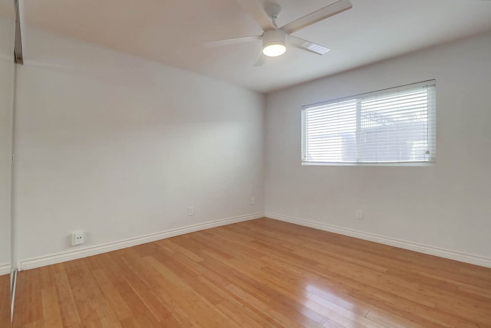 Virtual tour photo 25 of 32 for 4522 Utah St UNIT 4
