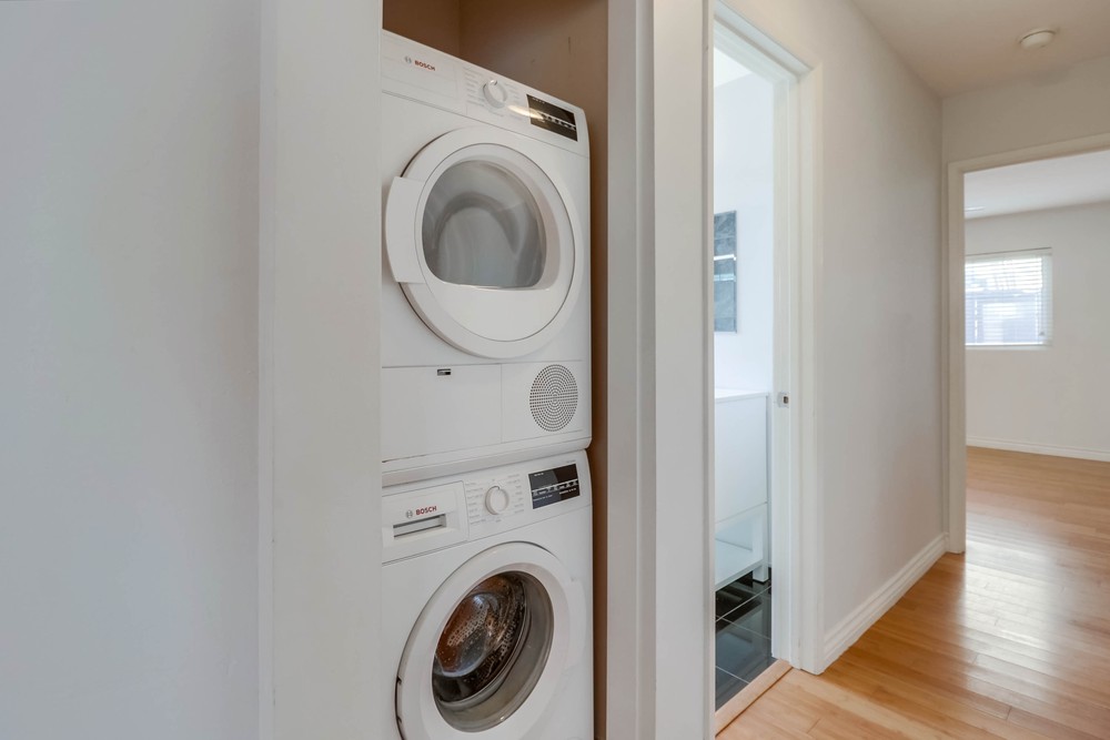 Virtual tour photo 29 of 32 for 4522 Utah St UNIT 4