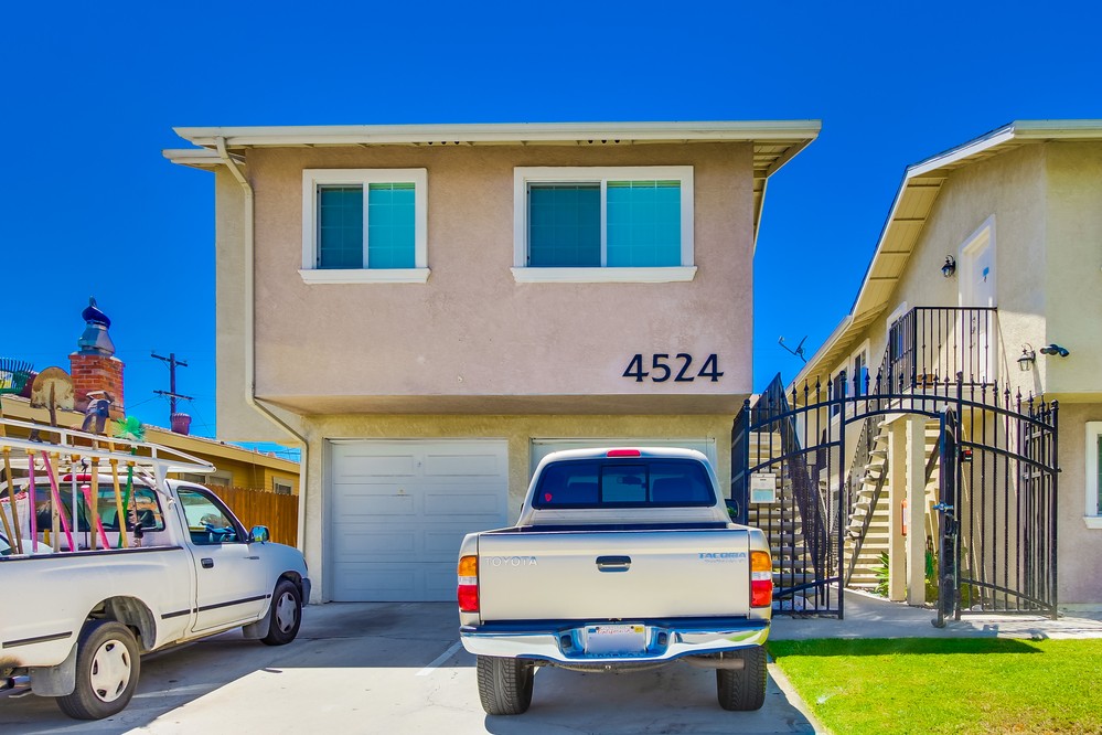 Virtual tour photo 23 of 22 for 4524 Wilson Avenue #203