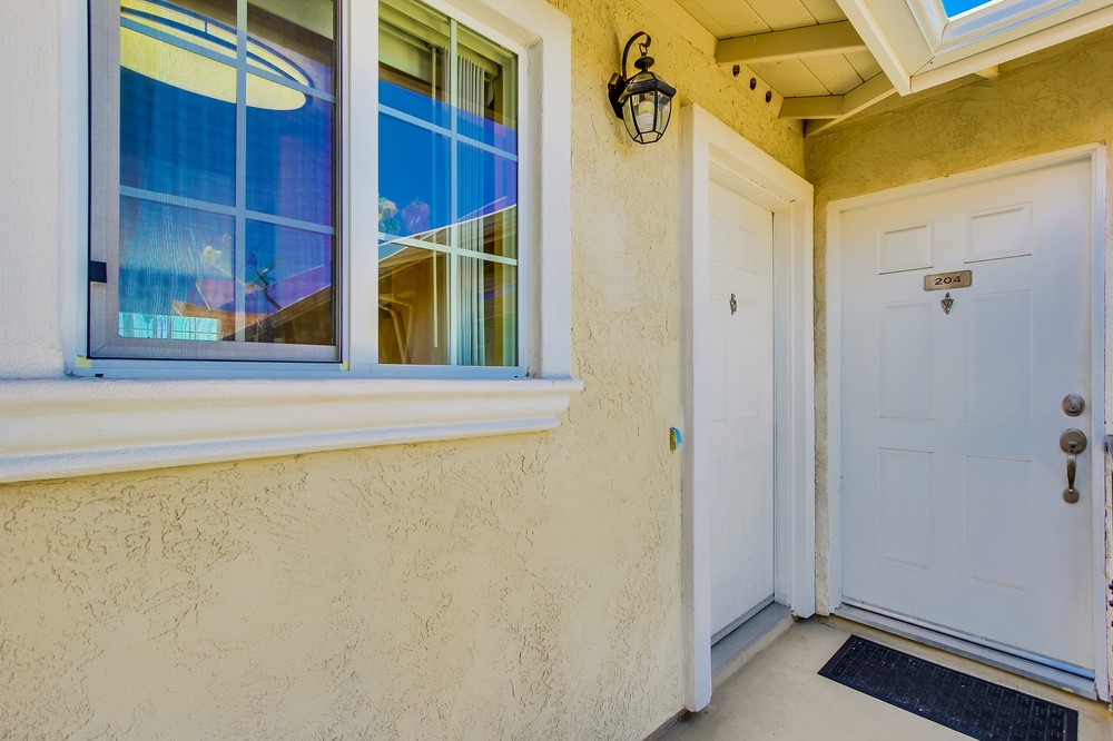Virtual tour photo 4 of 22 for 4524 Wilson Avenue #203