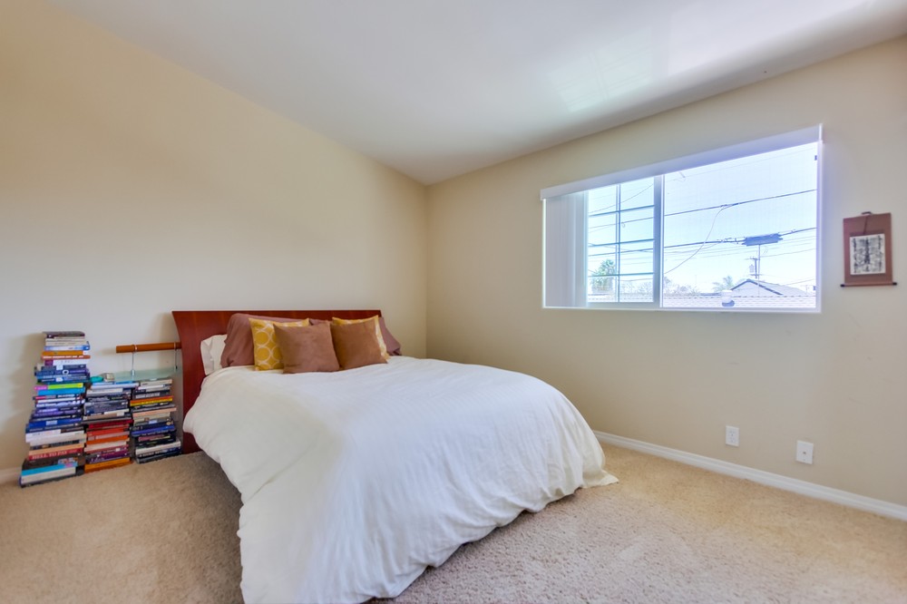 Virtual tour photo 12 of 22 for 4524 Wilson Avenue #203