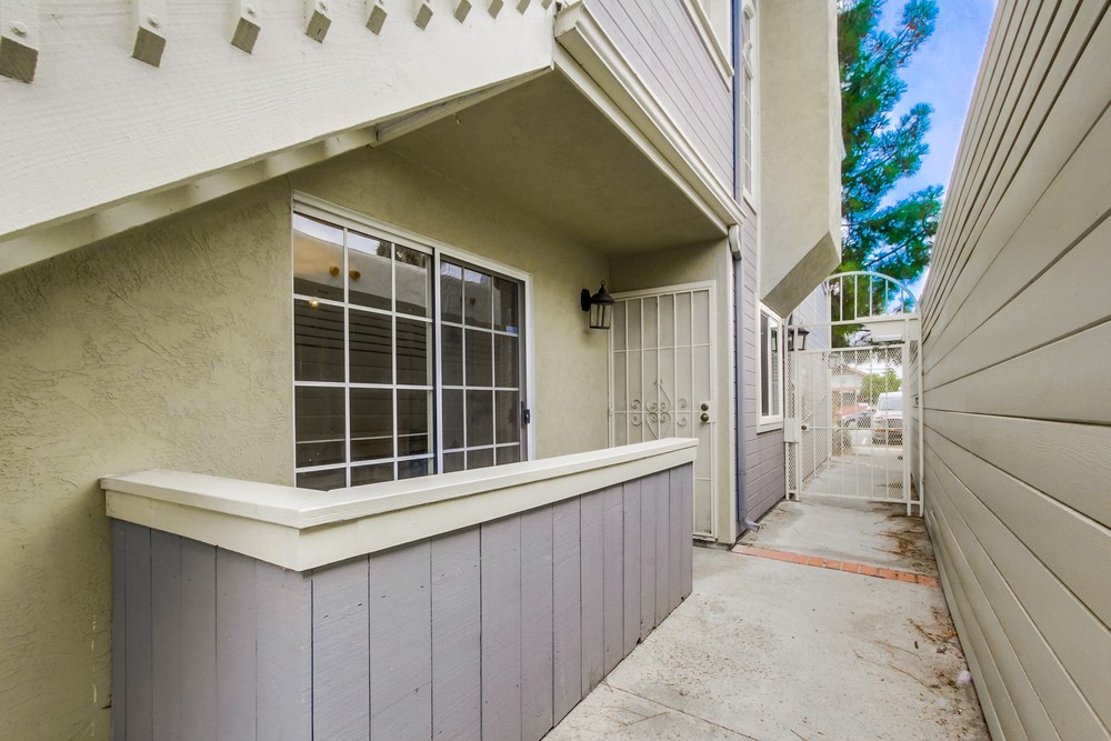 Virtual tour photo 8 of 34 for 4525 Oregon St UNIT 2