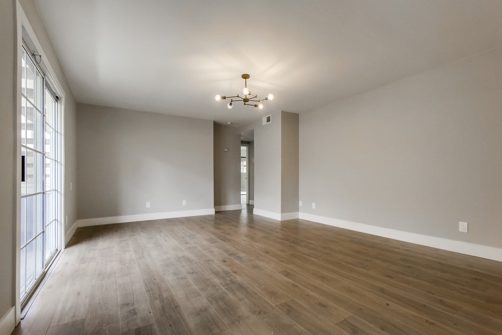 Virtual tour photo 9 of 34 for 4525 Oregon St UNIT 2