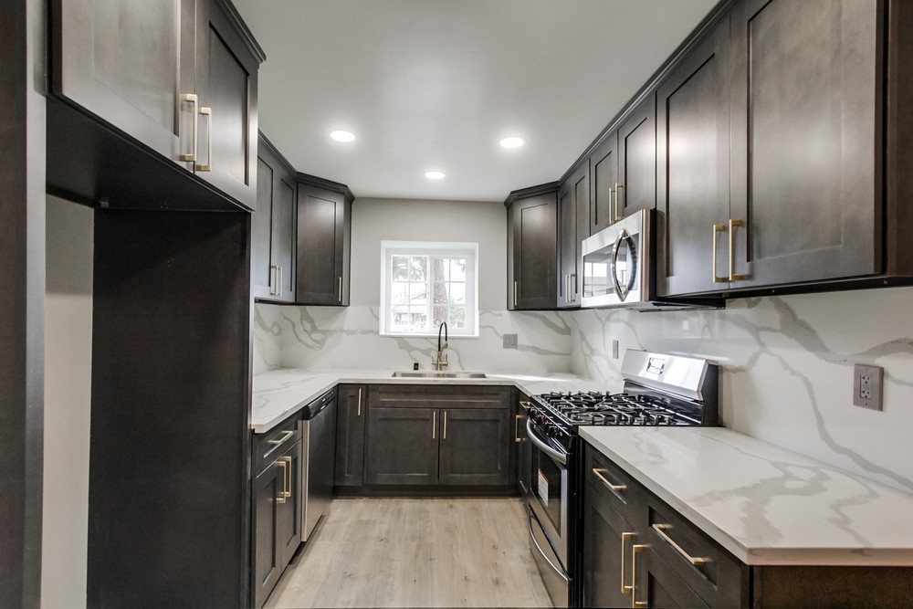 Virtual tour photo 17 of 34 for 4525 Oregon St UNIT 2