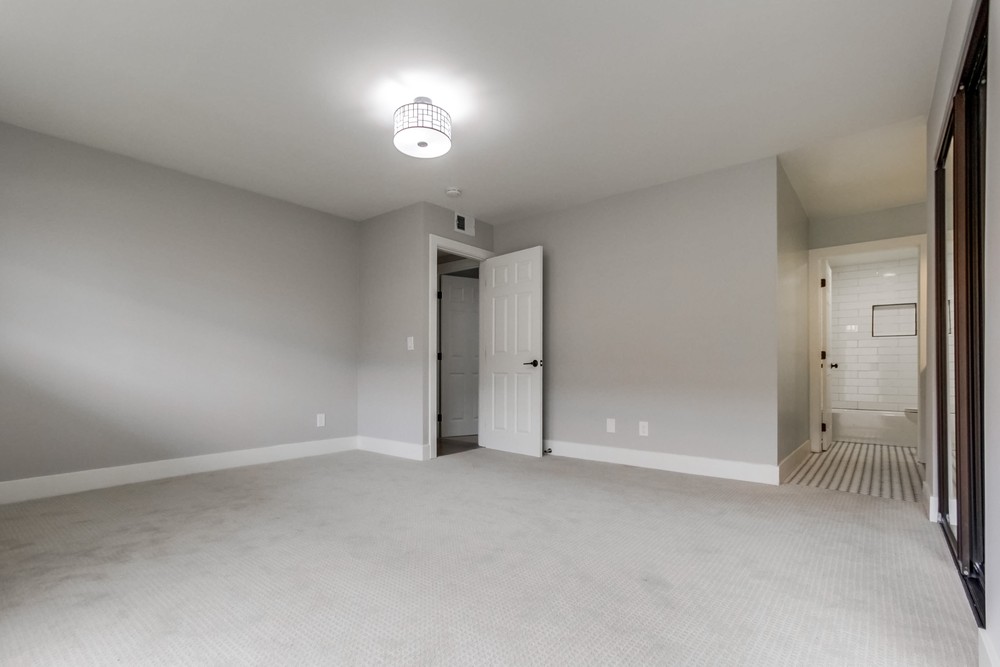Virtual tour photo 23 of 34 for 4525 Oregon St UNIT 2