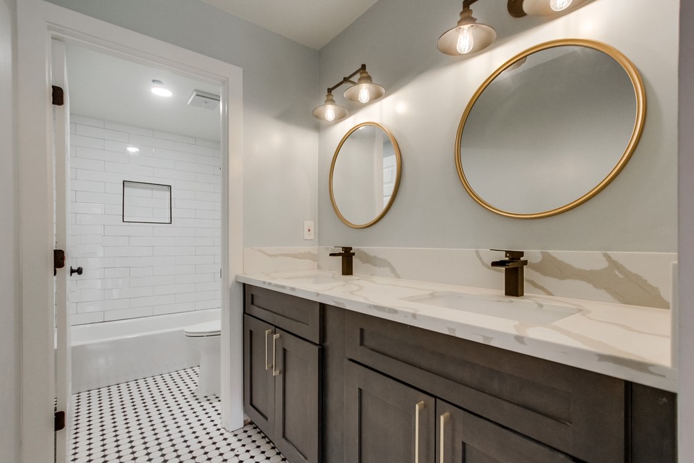 Virtual tour photo 24 of 34 for 4525 Oregon St UNIT 2