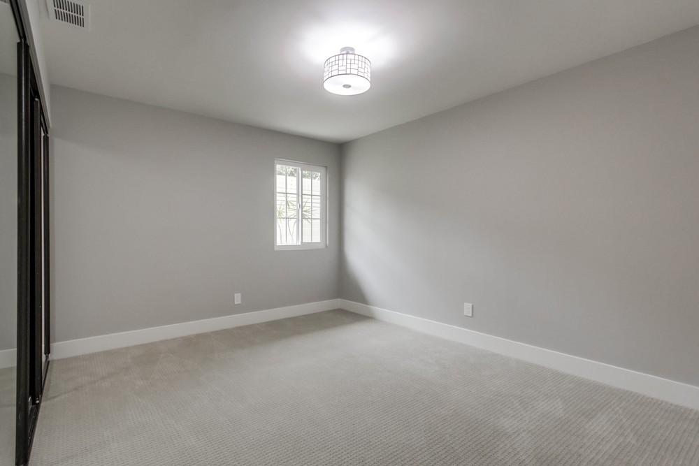 Virtual tour photo 26 of 34 for 4525 Oregon St UNIT 2