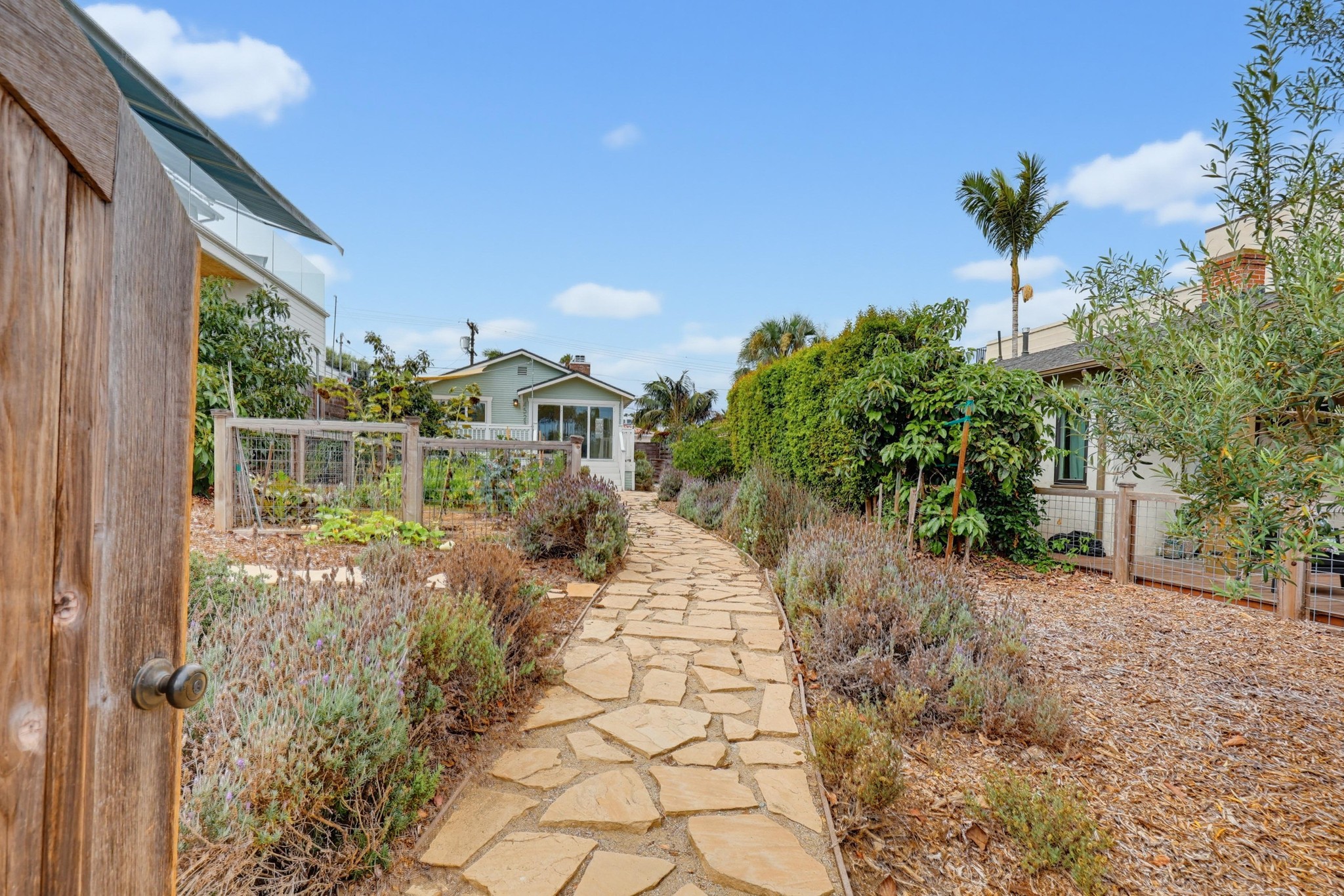 Virtual tour photo 8 of 81 for 4525 Saratoga Ave