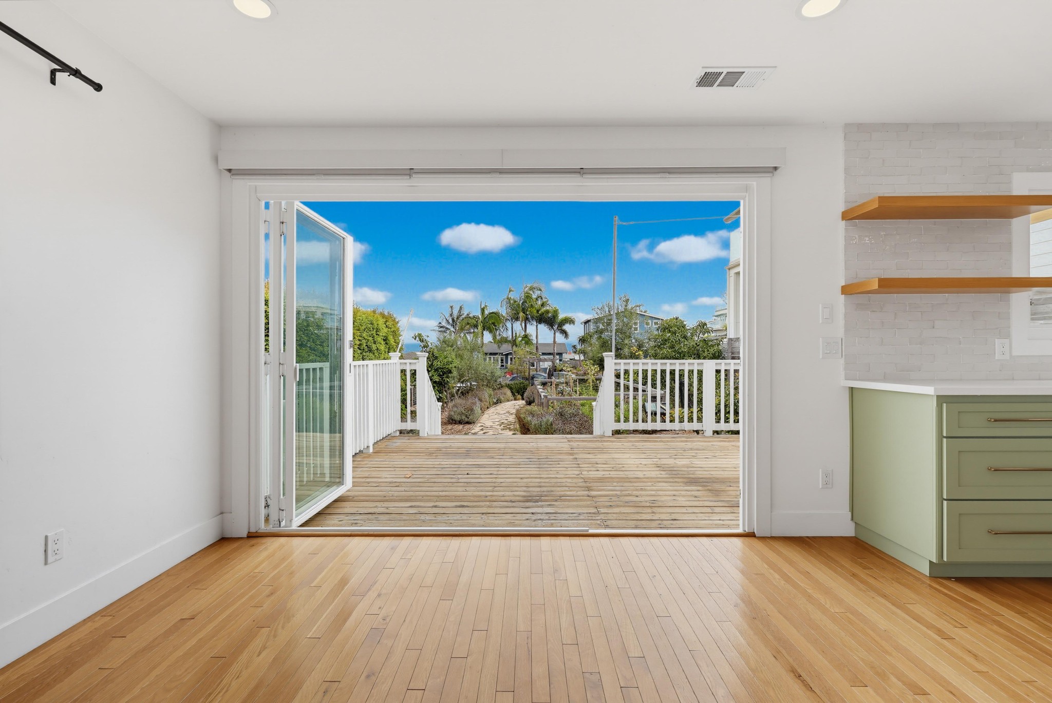 Virtual tour photo 24 of 81 for 4525 Saratoga Ave