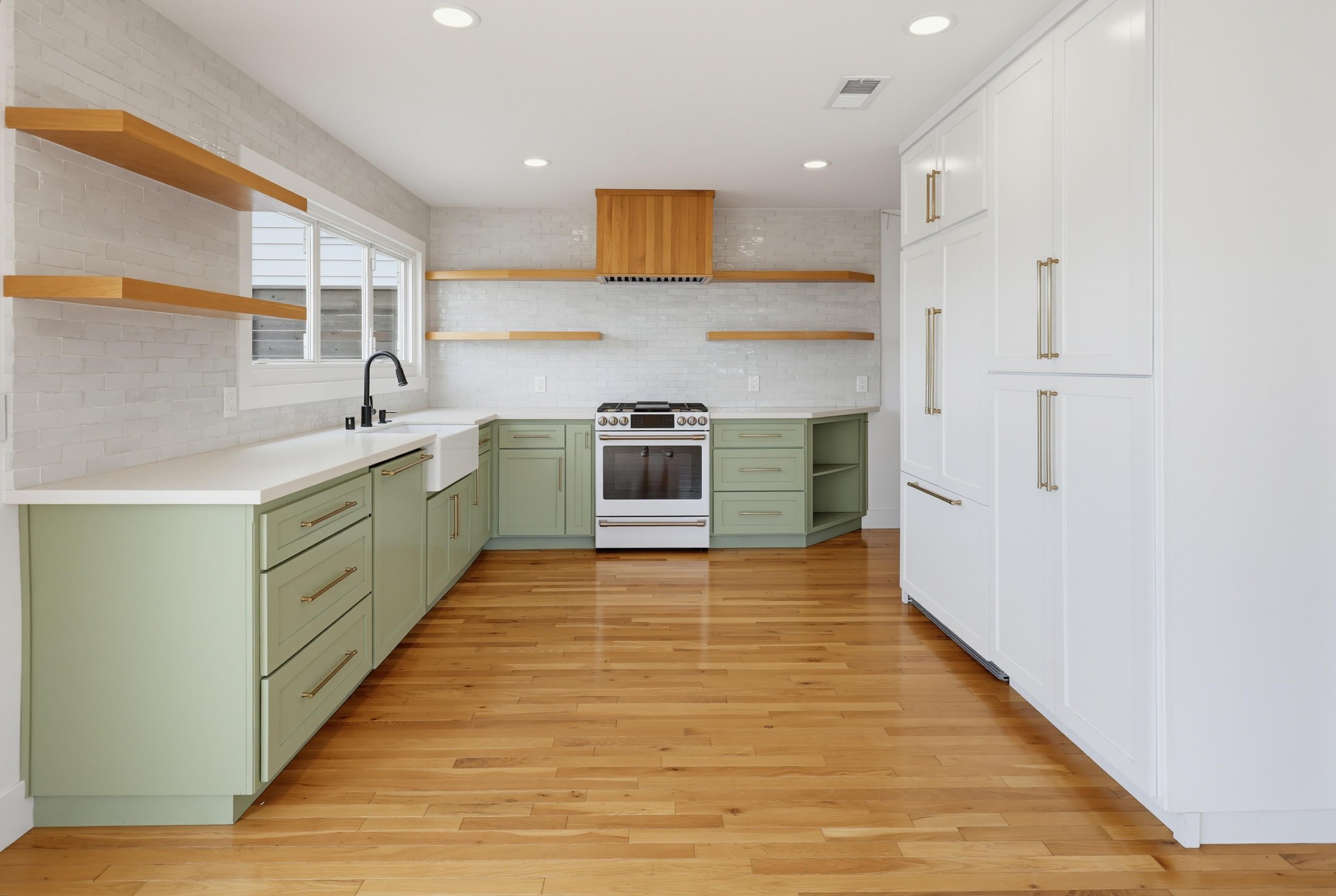 Virtual tour photo 28 of 81 for 4525 Saratoga Ave