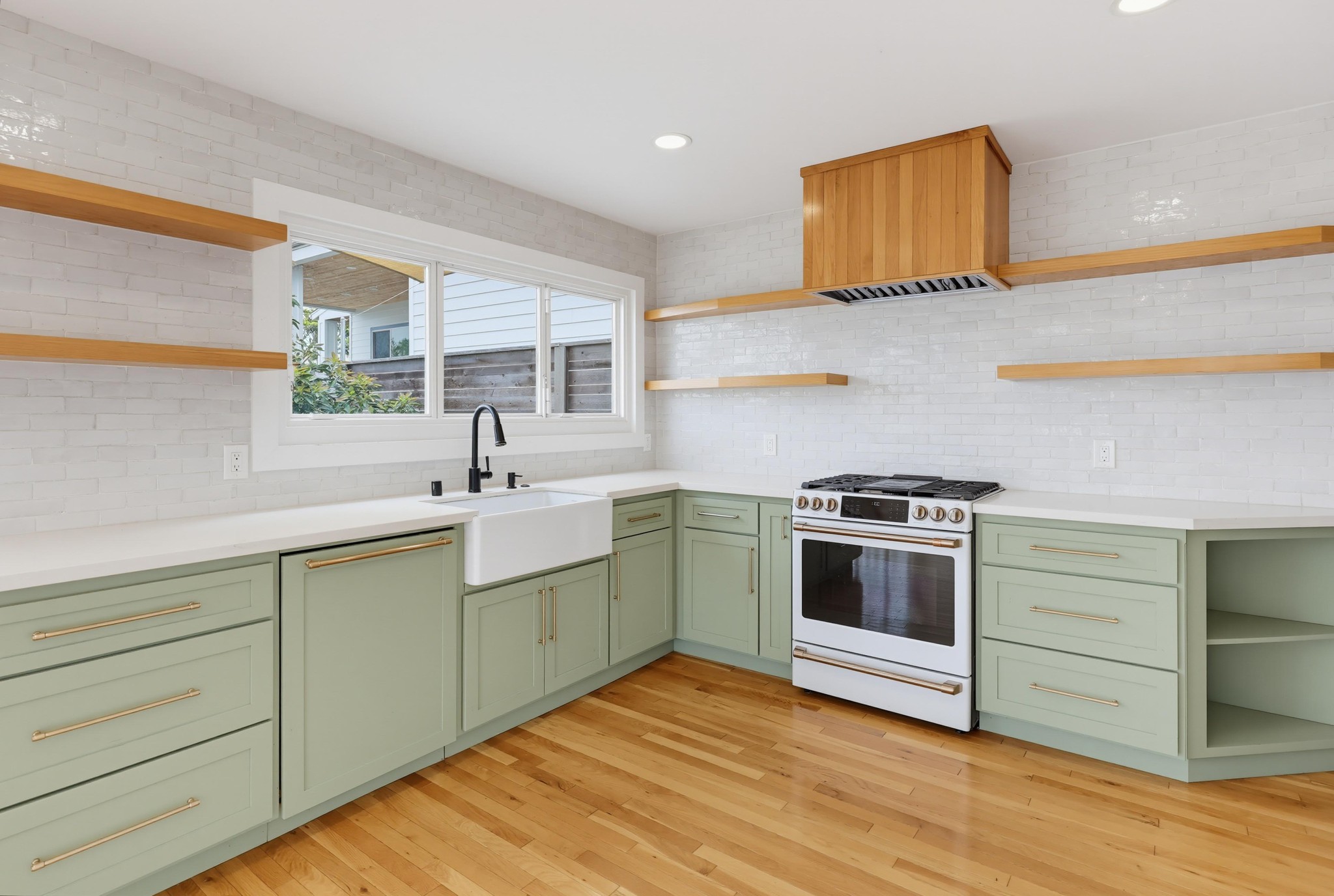 Virtual tour photo 29 of 81 for 4525 Saratoga Ave